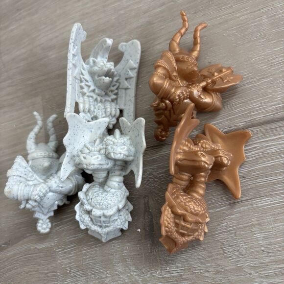 Fisher Price Imaginext Medieval Battle Castle Replacement Gargoyles Lot of 5 - Picture 2 of 4
